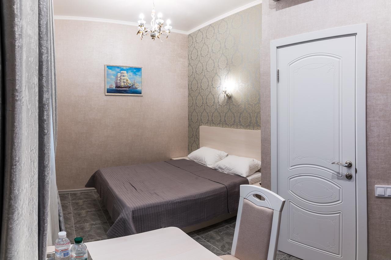 L.O.Y Family Hotel Dnipro Dış mekan fotoğraf